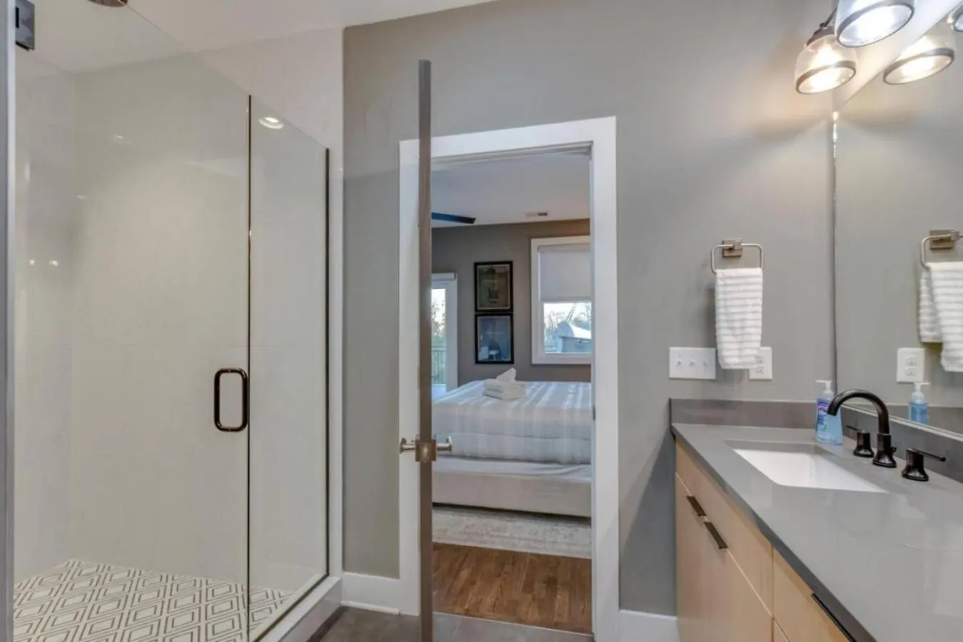 Spacious And Modern 2 Rooftops Stage Games And More Nashville