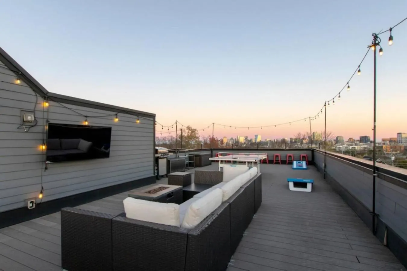 Spacious And Modern 2 Rooftops Stage Games And More Nashville 0*,  United States