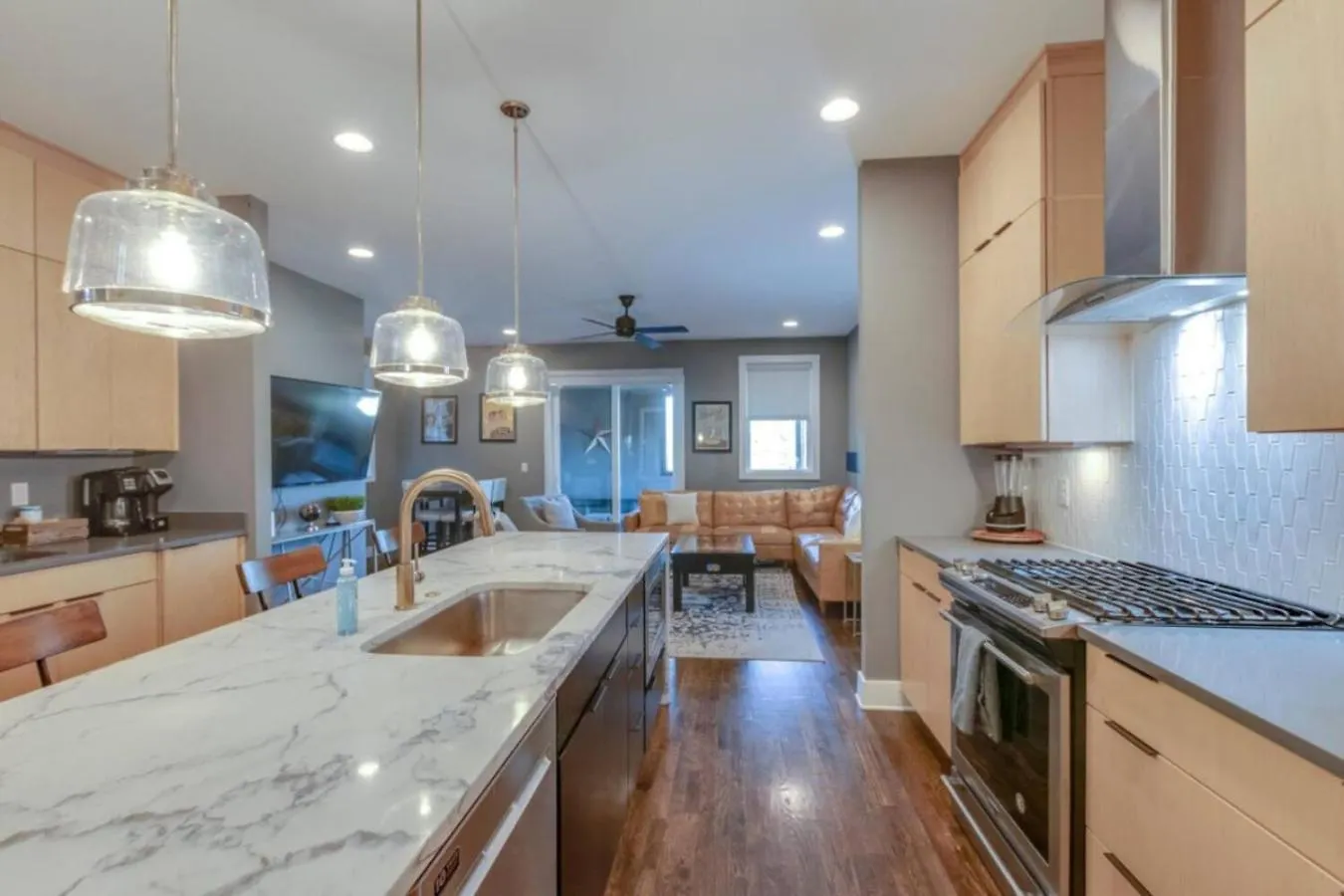 Holiday home Spacious And Modern 2 Rooftops Stage Games And More Nashville