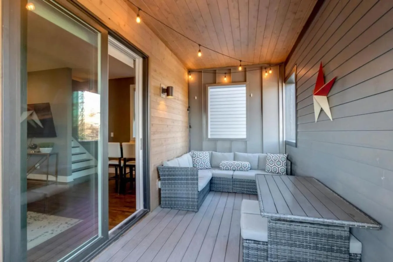 Spacious And Modern 2 Rooftops Stage Games And More Nashville Holiday home